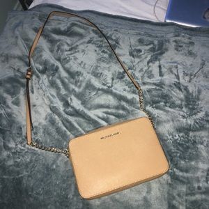 Michael Kors Jet Set Crossbody Bag